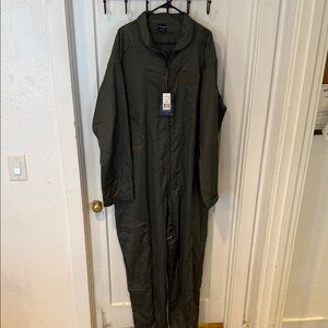 Propper Men's Dark Green Military Coverall flight suit nwt